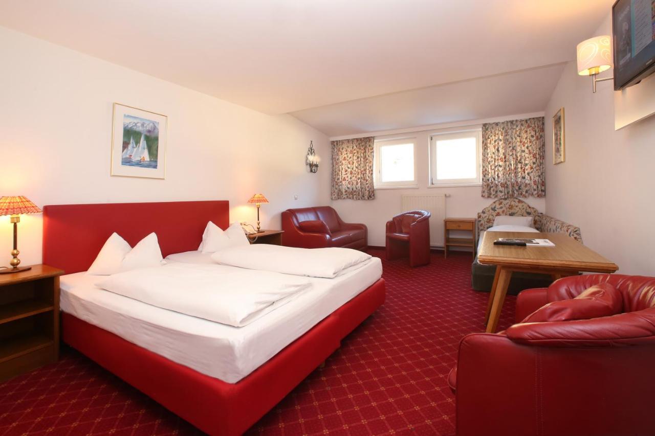 Hotel Lukashansl Hundsdorf  Buitenkant foto