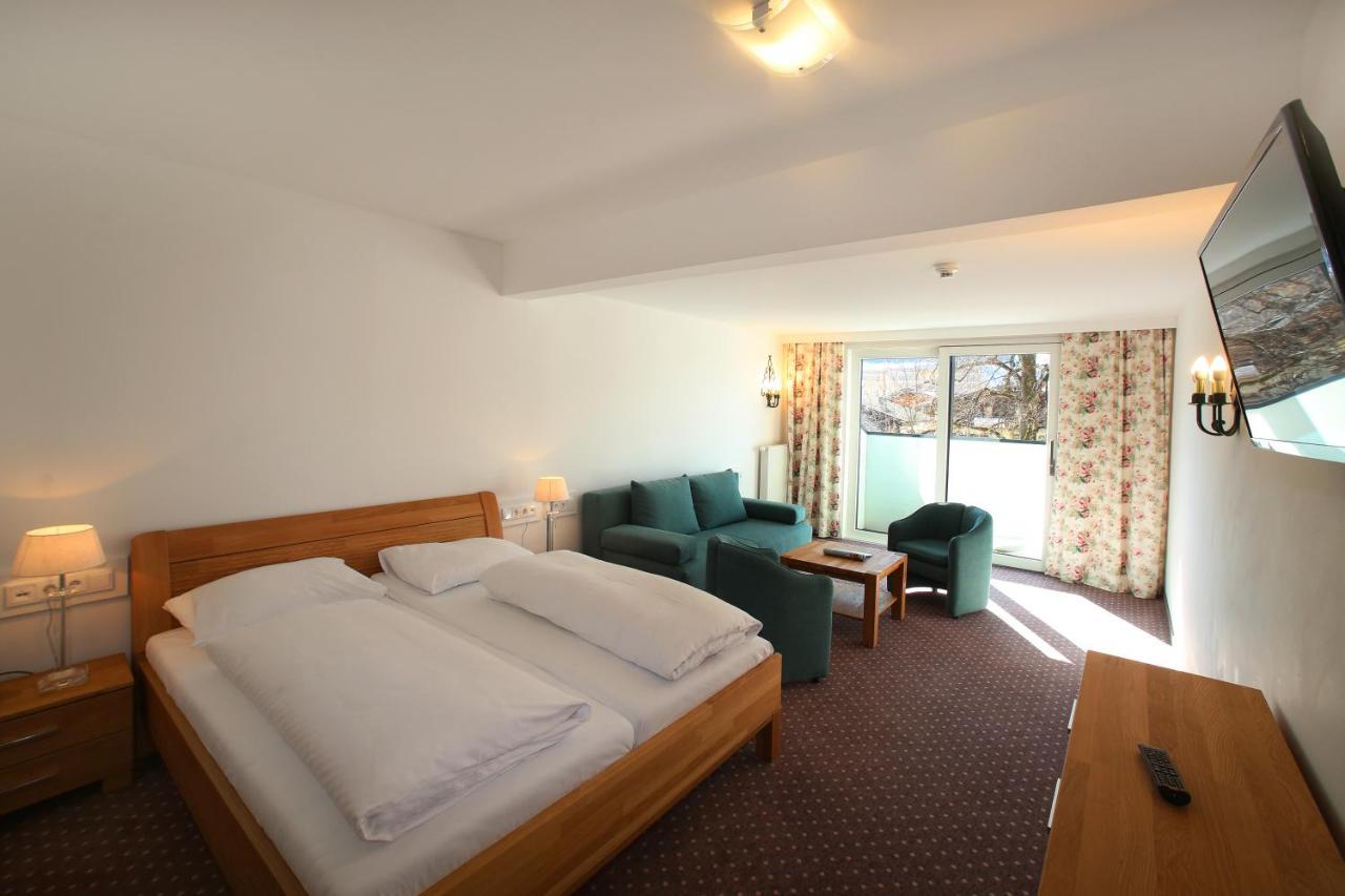 Hotel Lukashansl Hundsdorf  Buitenkant foto